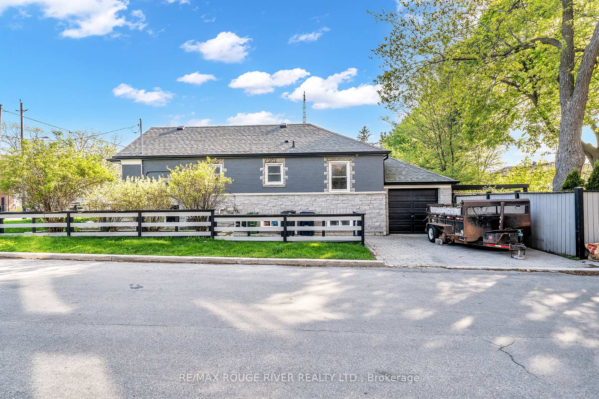 Photo 6 of 1306 Kingston Road, Scarborough, Birchcliffe-Cliffside — HOMEH
