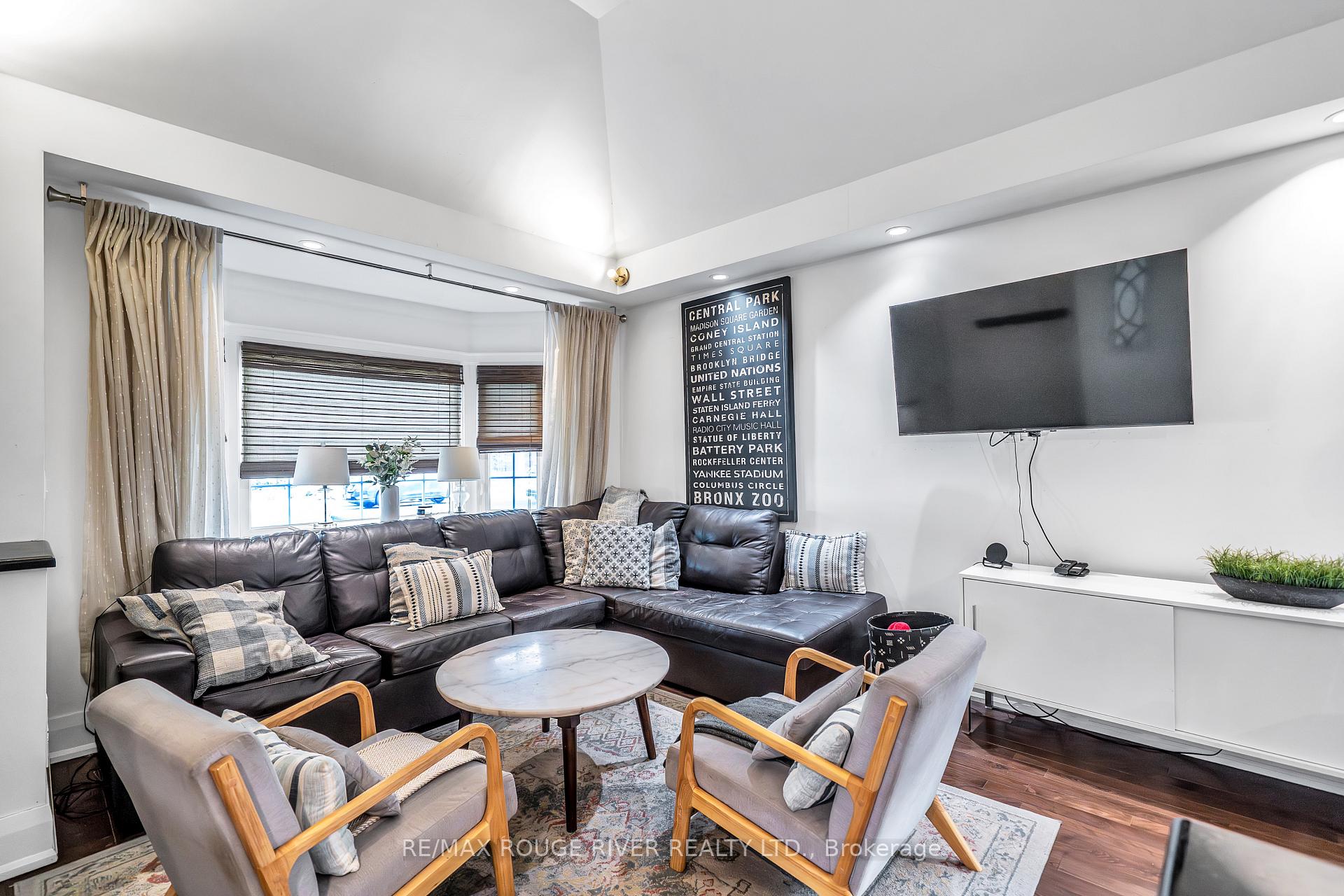 Photo 11 of 1306 Kingston Road, Scarborough, Birchcliffe-Cliffside — HOMEH