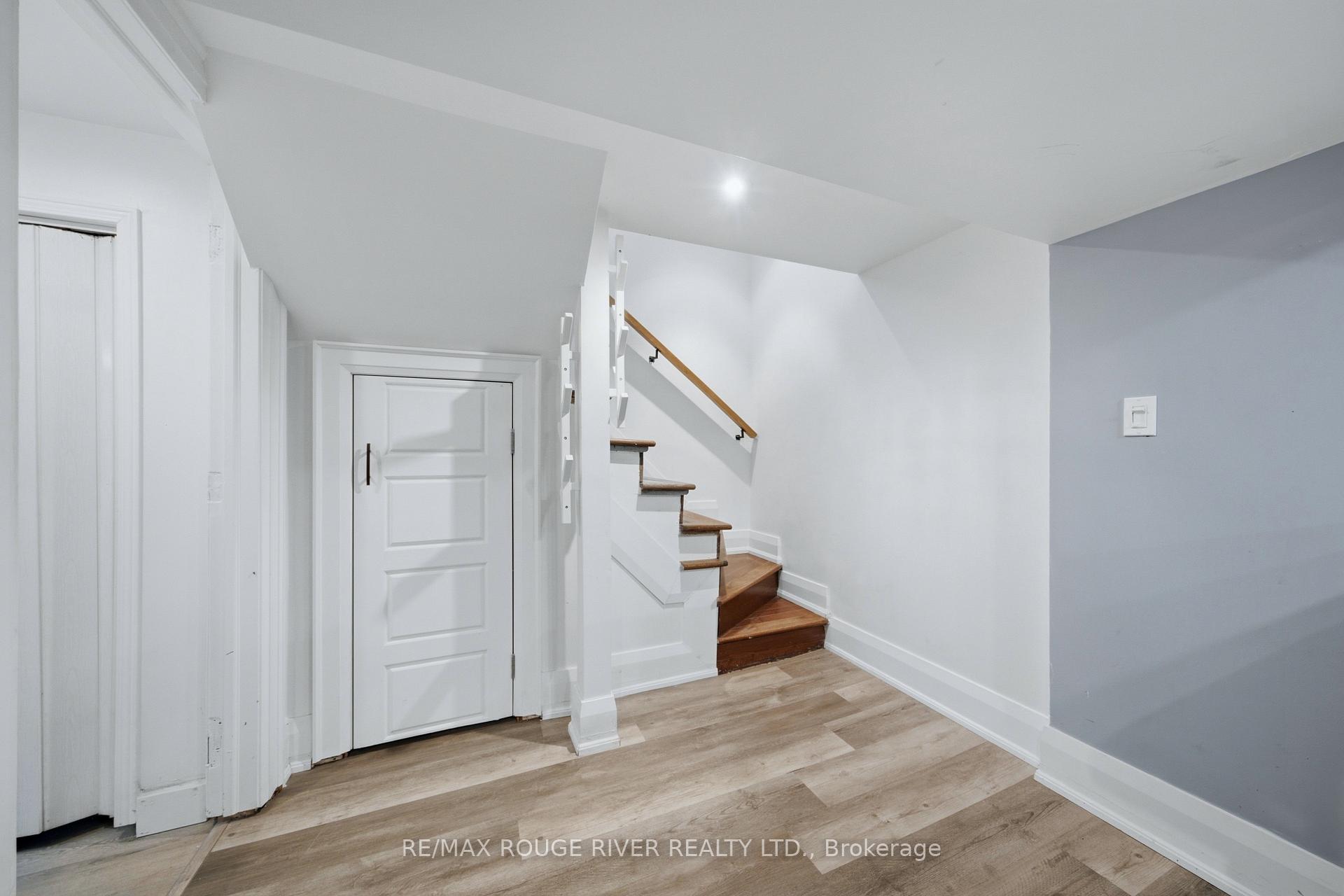 Photo 24 of 1306 Kingston Road, Scarborough, Birchcliffe-Cliffside — HOMEH