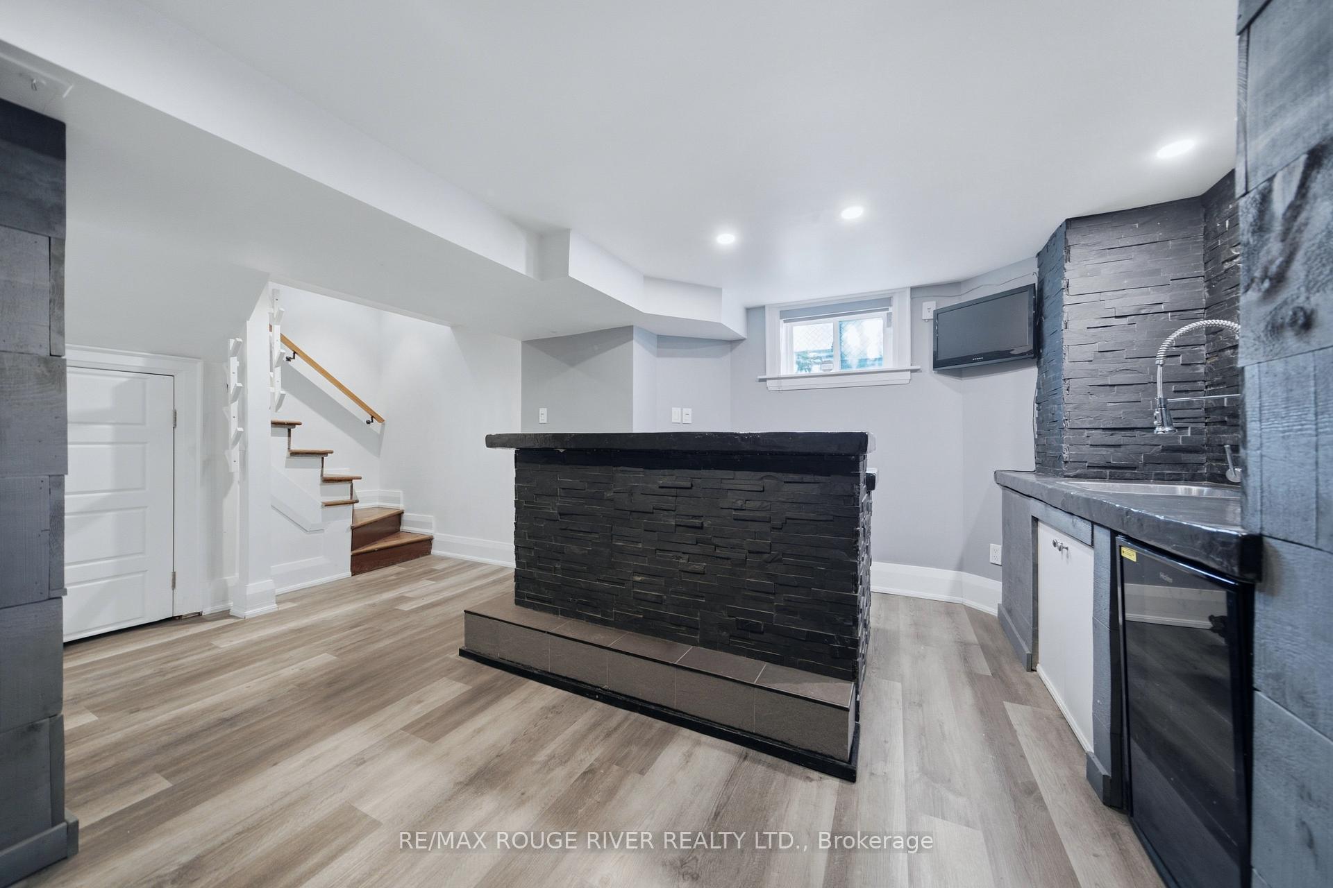 Photo 26 of 1306 Kingston Road, Scarborough, Birchcliffe-Cliffside — HOMEH