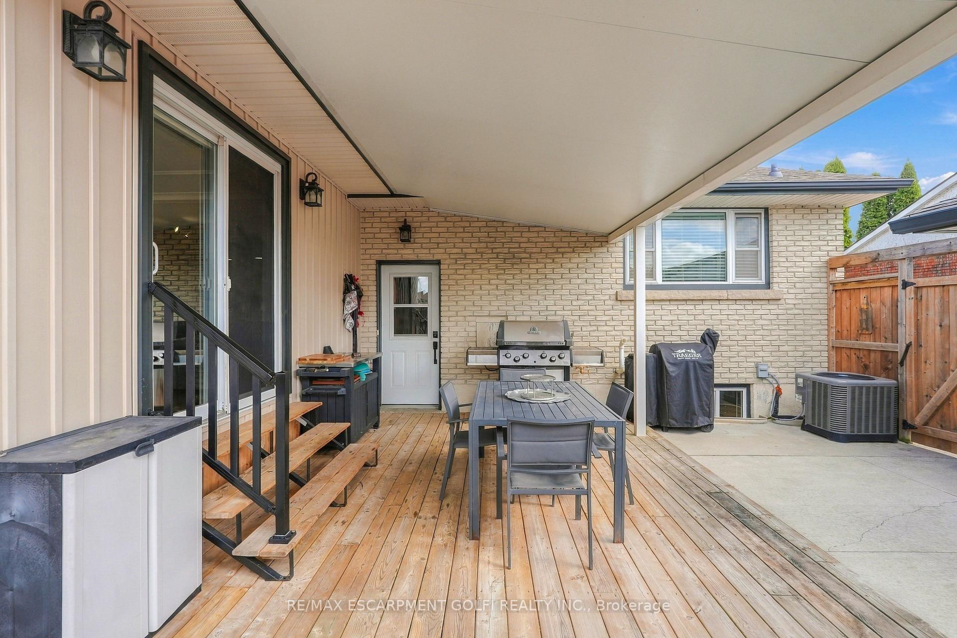 Photo 21 of 144 Joyce Avenue, Welland, Lincoln/Crowland — HOMEH