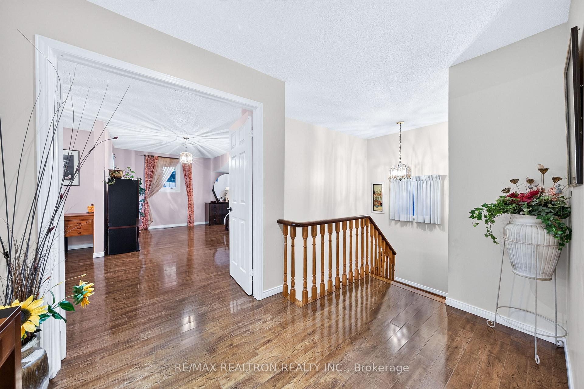 Photo 28 of 160 Conley Street, Vaughan, Lakeview Estates — HOMEH