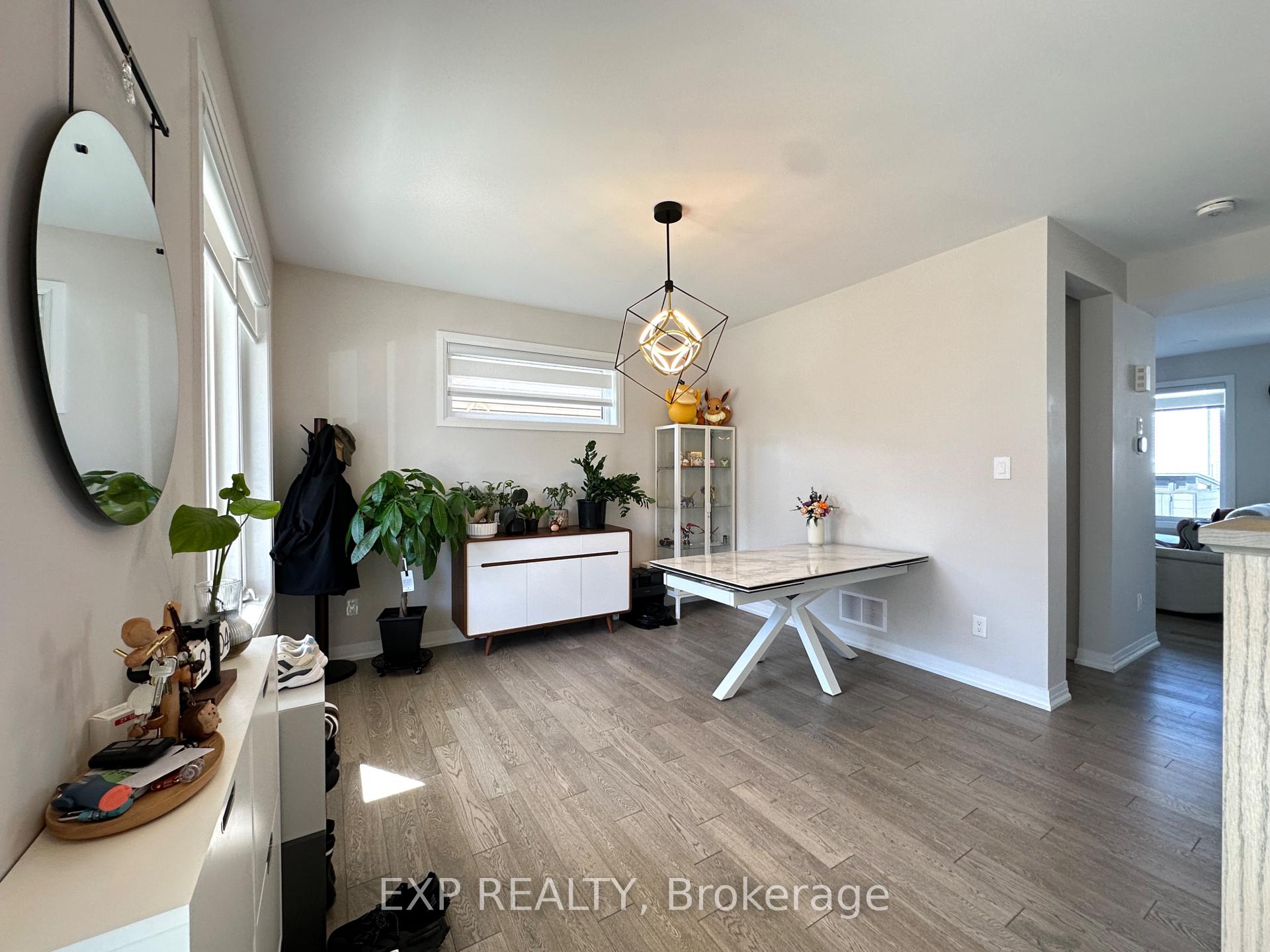 Photo 2 of 3073 Travertine Way, Ottawa, Barrhaven - Half Moon Bay — HOMEH