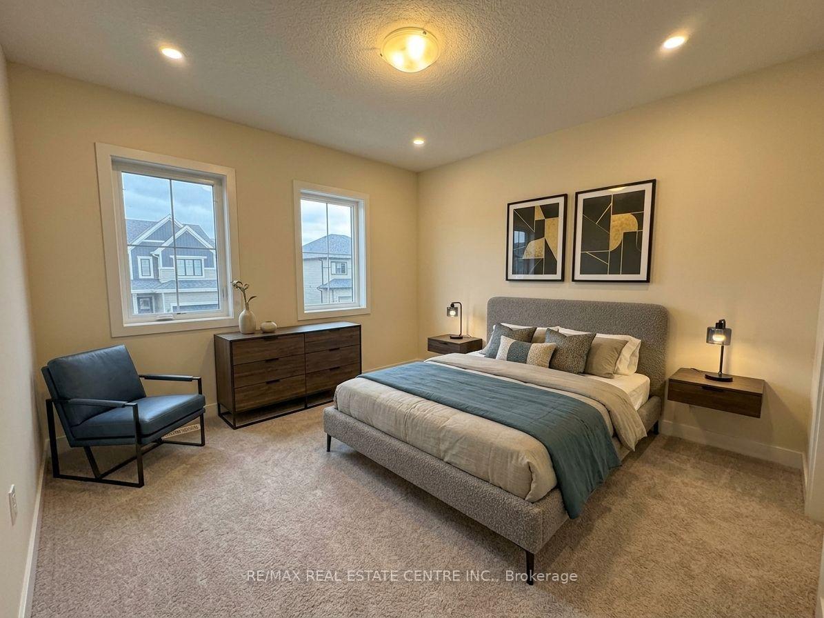 Photo 23 of 17 Downriver Drive, Welland, Dain City — HOMEH