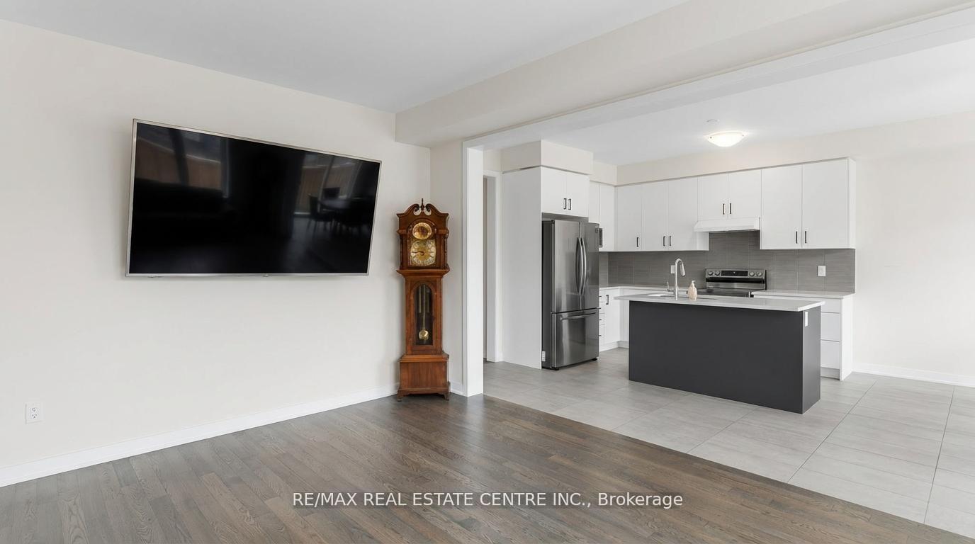Photo 71 of 17 Downriver Drive, Welland, Dain City — HOMEH
