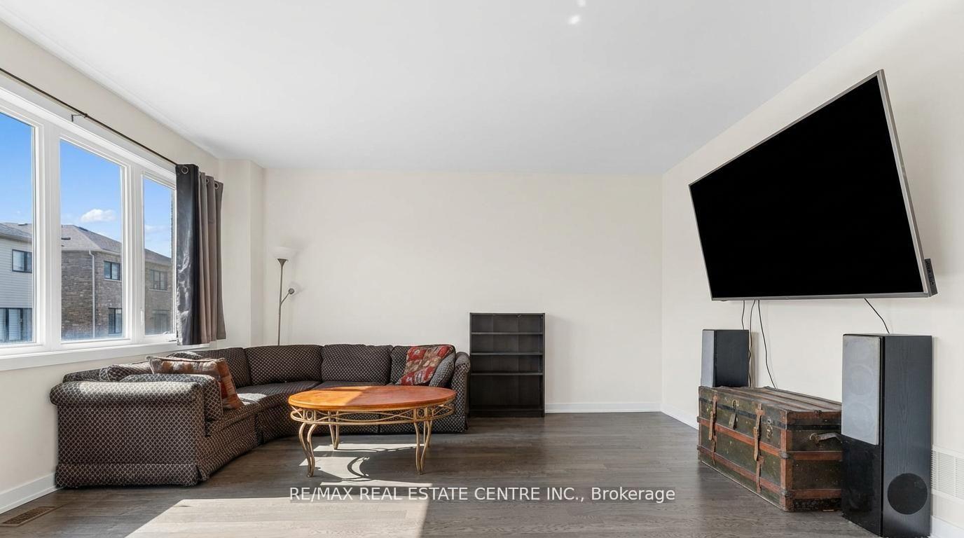 Photo 76 of 17 Downriver Drive, Welland, Dain City — HOMEH