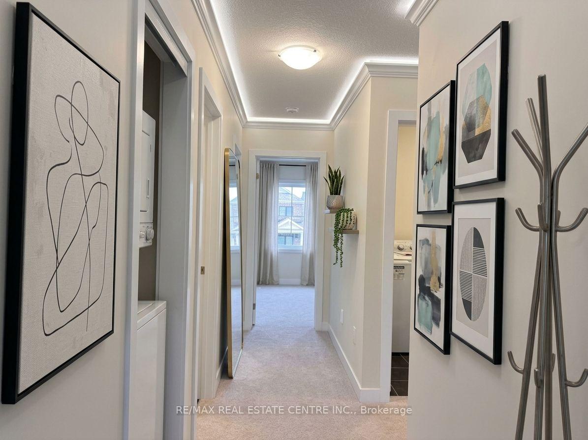 Photo 24 of 17 Downriver Drive, Welland, Dain City — HOMEH