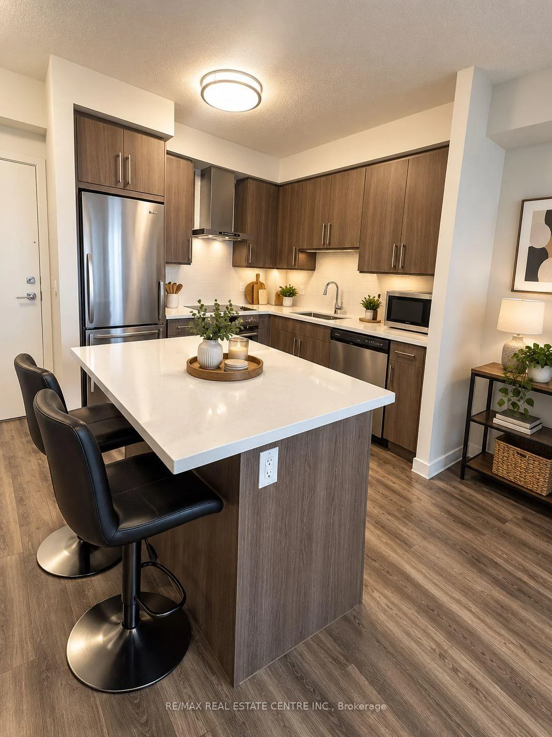 Photo 6 of 17 Downriver Drive, Welland, Dain City — HOMEH