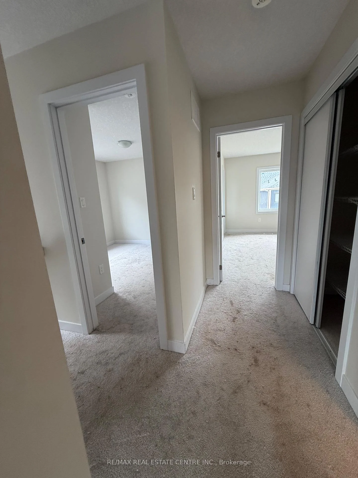 Photo 86 of 17 Downriver Drive, Welland, Dain City — HOMEH