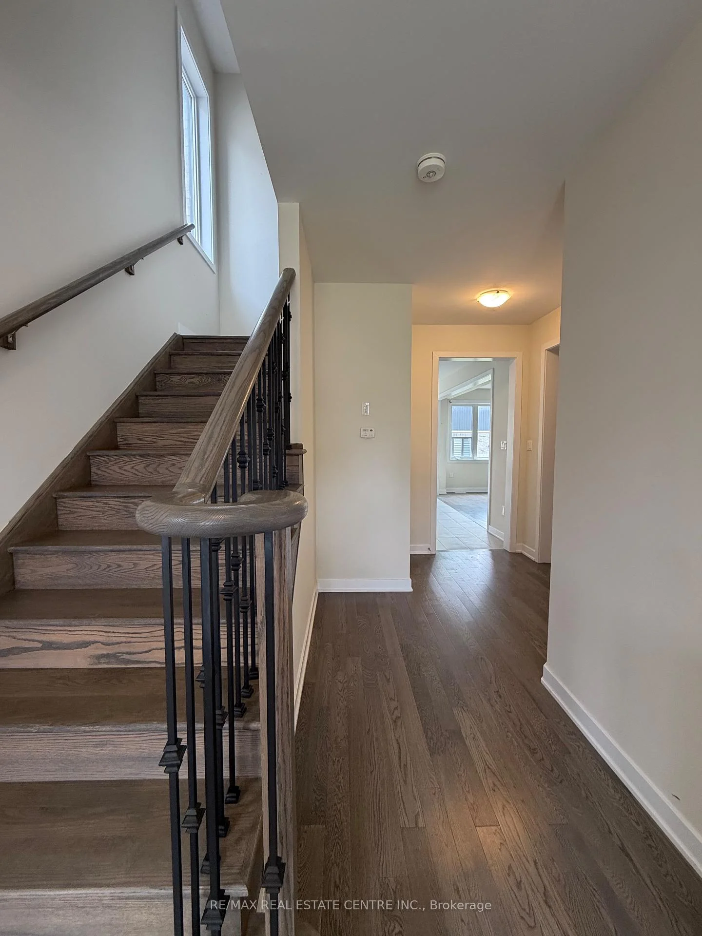 Photo 100 of 17 Downriver Drive, Welland, Dain City — HOMEH