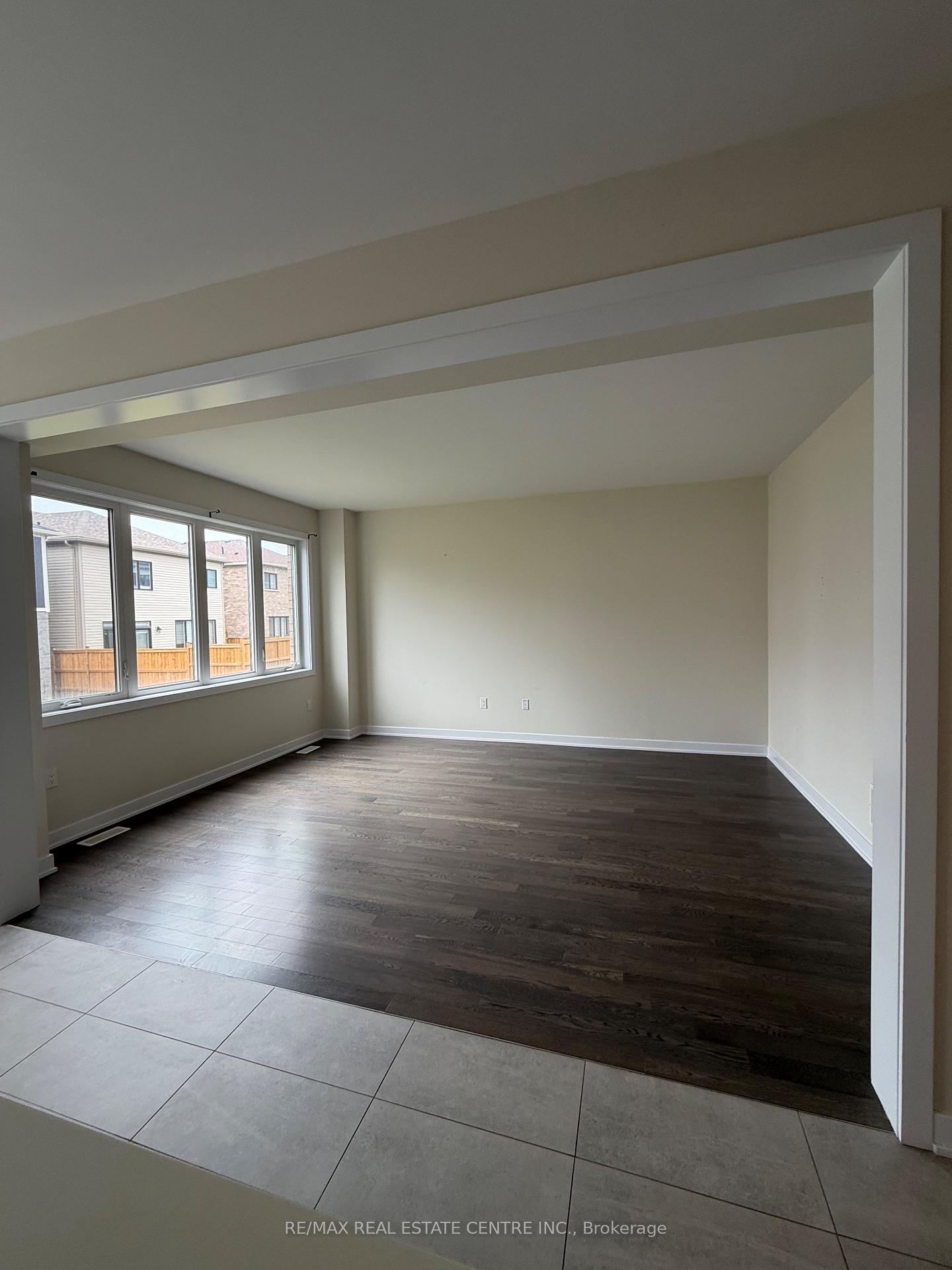 Photo 84 of 17 Downriver Drive, Welland, Dain City — HOMEH