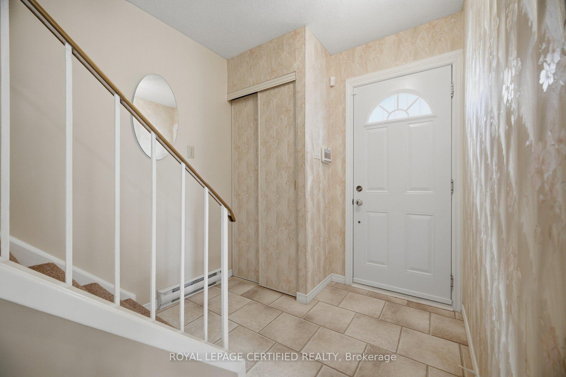 Photo 8 of 2 Grove Park Square, Brampton, Northgate — HOMEH