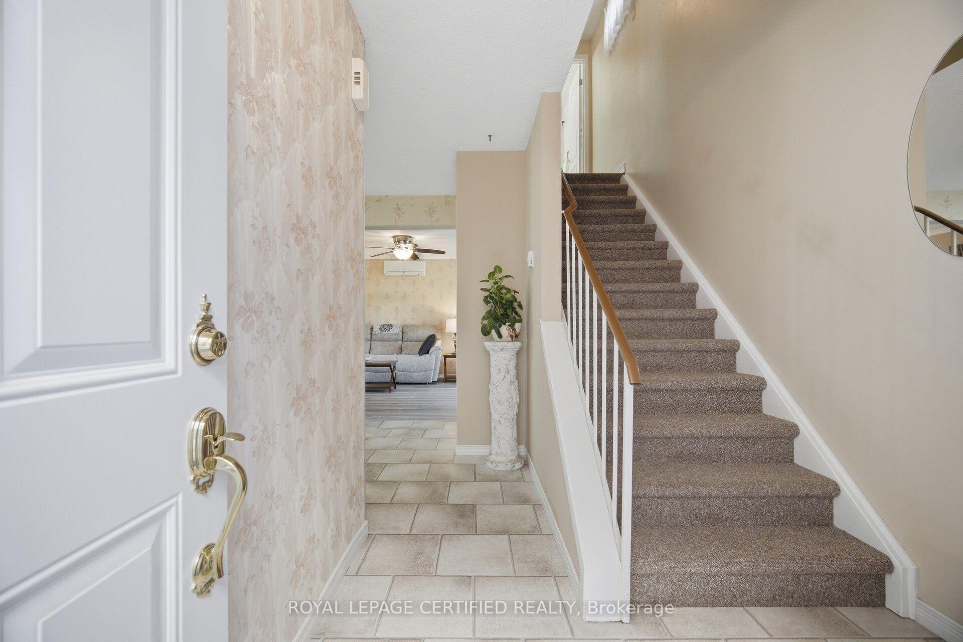 Photo 9 of 2 Grove Park Square, Brampton, Northgate — HOMEH
