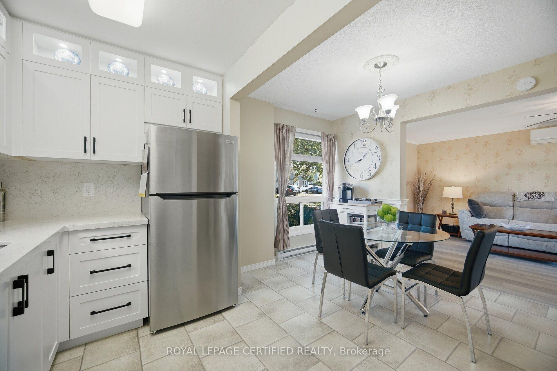 Photo 14 of 2 Grove Park Square, Brampton, Northgate — HOMEH