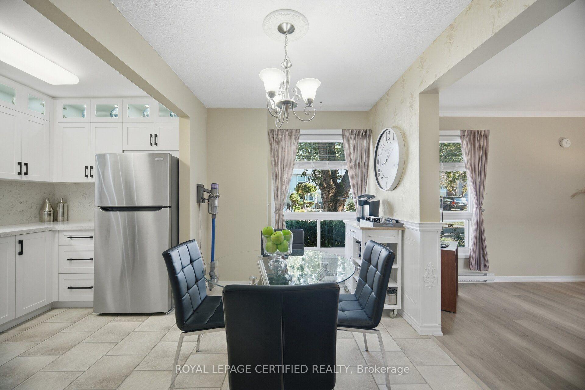 Photo 40 of 2 Grove Park Square, Brampton, Northgate — HOMEH