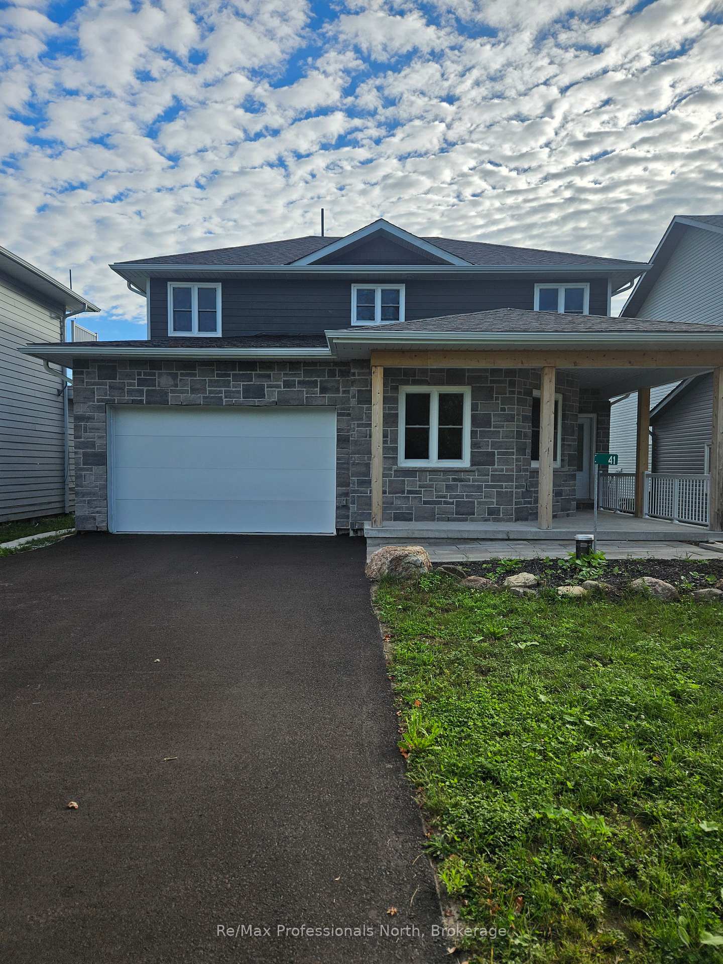 Photo of 41 Rosy Beach Court