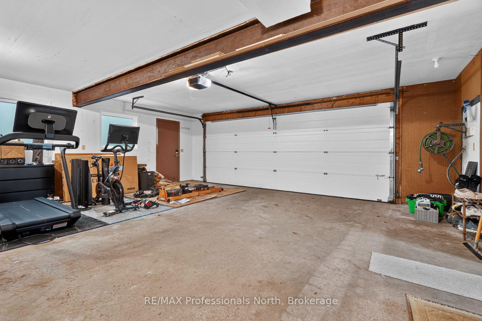 Photo 39 of 55 Westvale Drive, Bracebridge, Monck (Bracebridge) — HOMEH