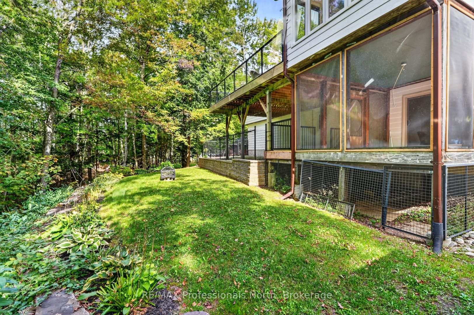 Photo 43 of 55 Westvale Drive, Bracebridge, Monck (Bracebridge) — HOMEH