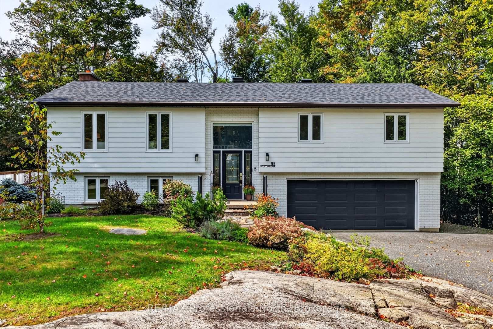 Photo 52 of 55 Westvale Drive, Bracebridge, Monck (Bracebridge) — HOMEH