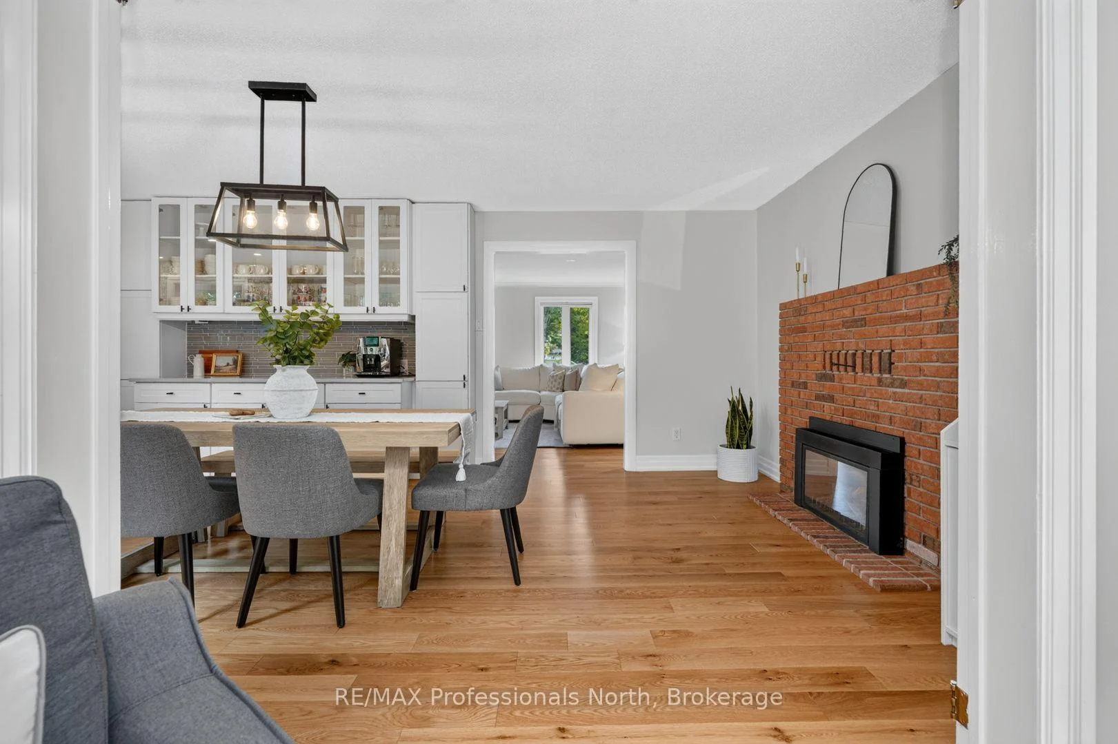 Photo 15 of 55 Westvale Drive, Bracebridge, Monck (Bracebridge) — HOMEH