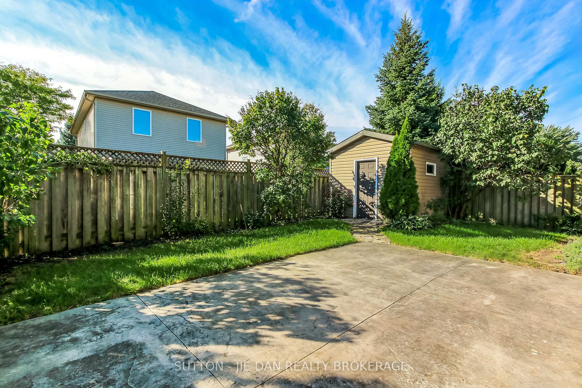 Photo 20 of 865 Cutross Avenue, London, North I — HOMEH