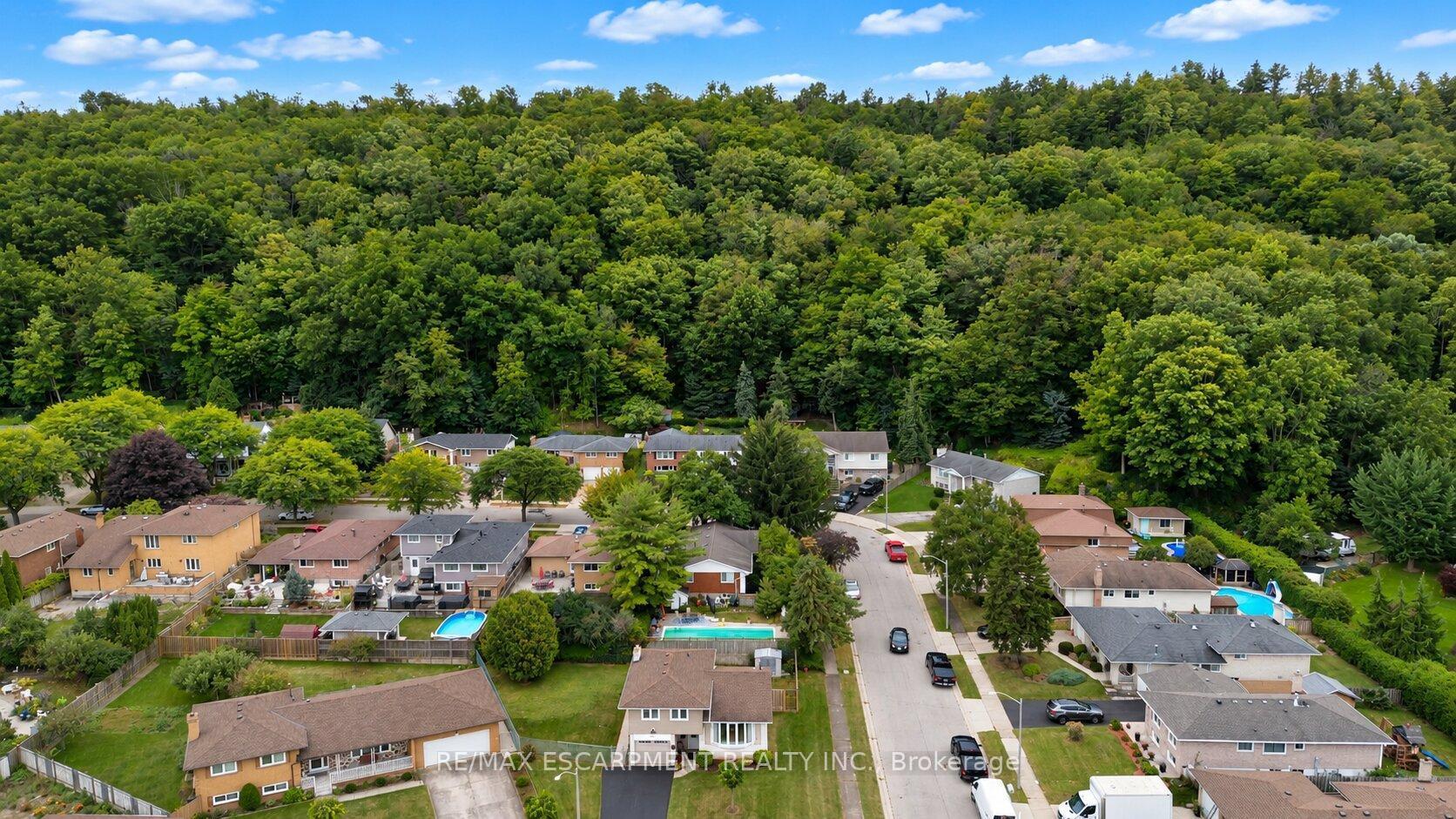 Photo 27 of 12 Brae Crest Drive, Hamilton, Stoney Creek — HOMEH