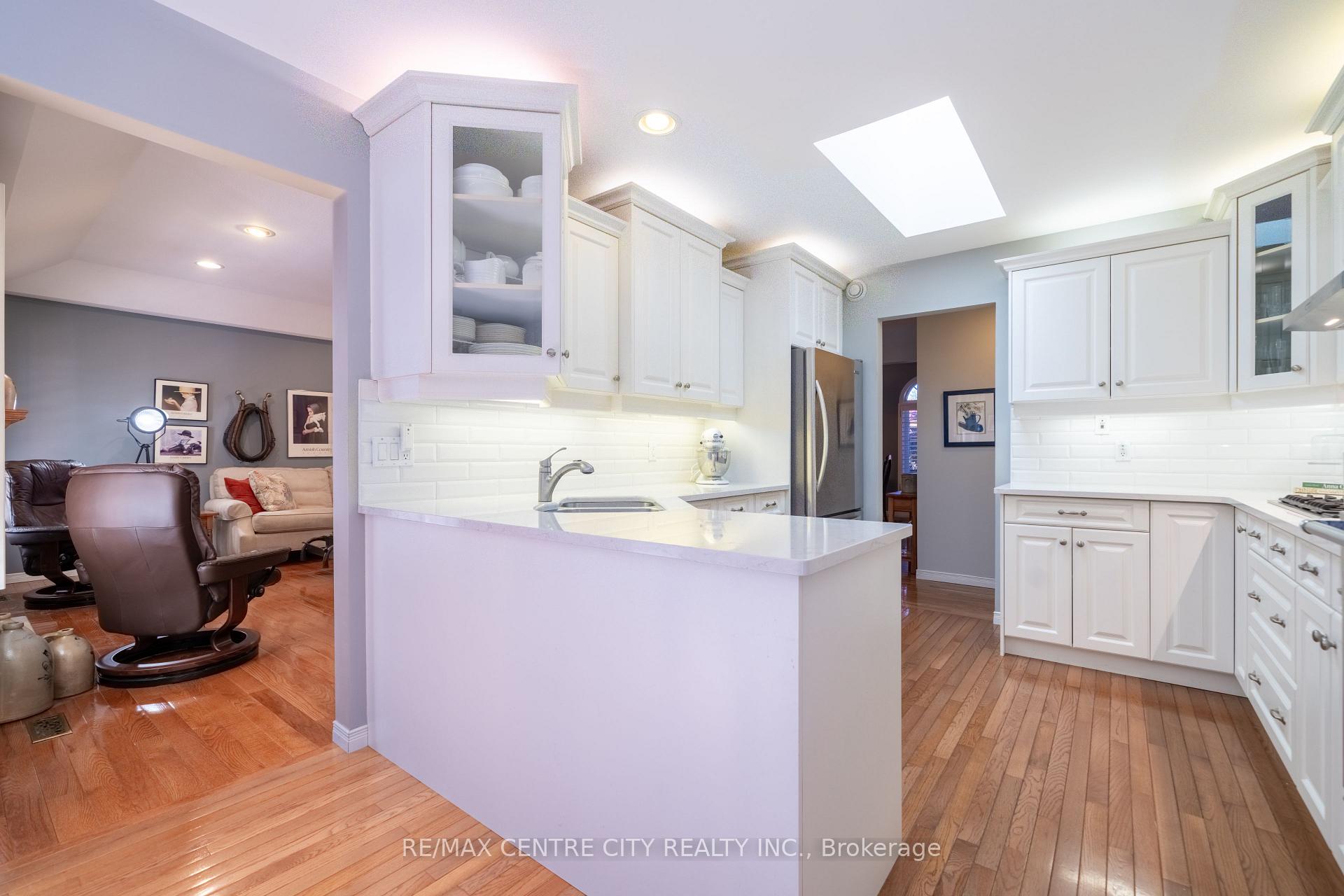 Photo 14 of 61 Aberdeen Drive, Middlesex Centre, Coldstream — HOMEH