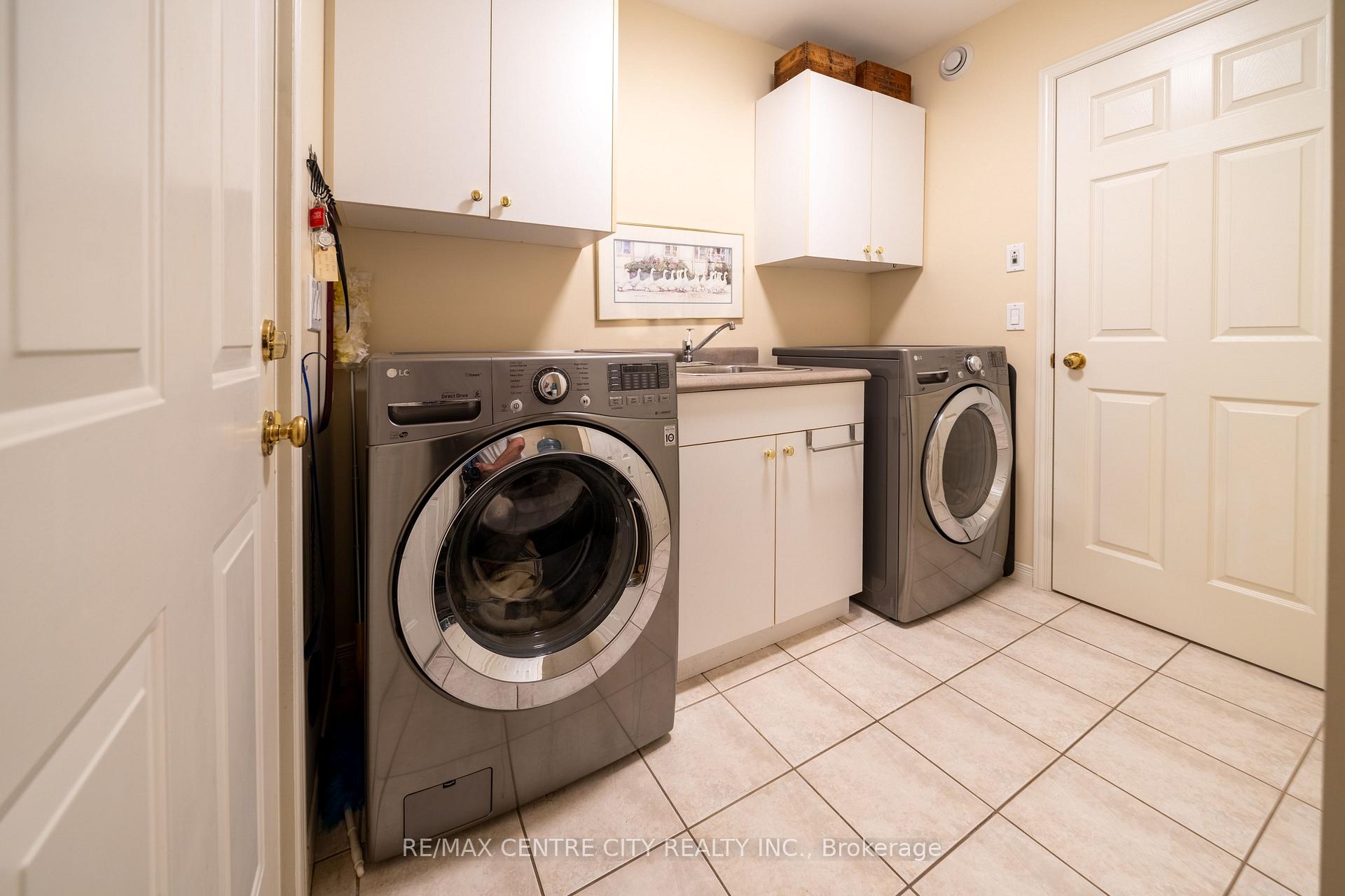 Photo 30 of 61 Aberdeen Drive, Middlesex Centre, Coldstream — HOMEH