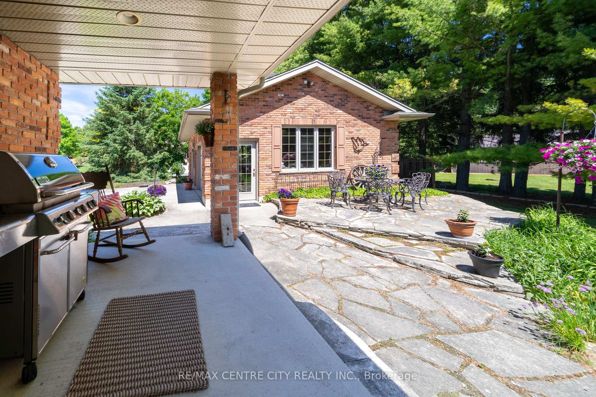 Photo 39 of 61 Aberdeen Drive, Middlesex Centre, Coldstream — HOMEH