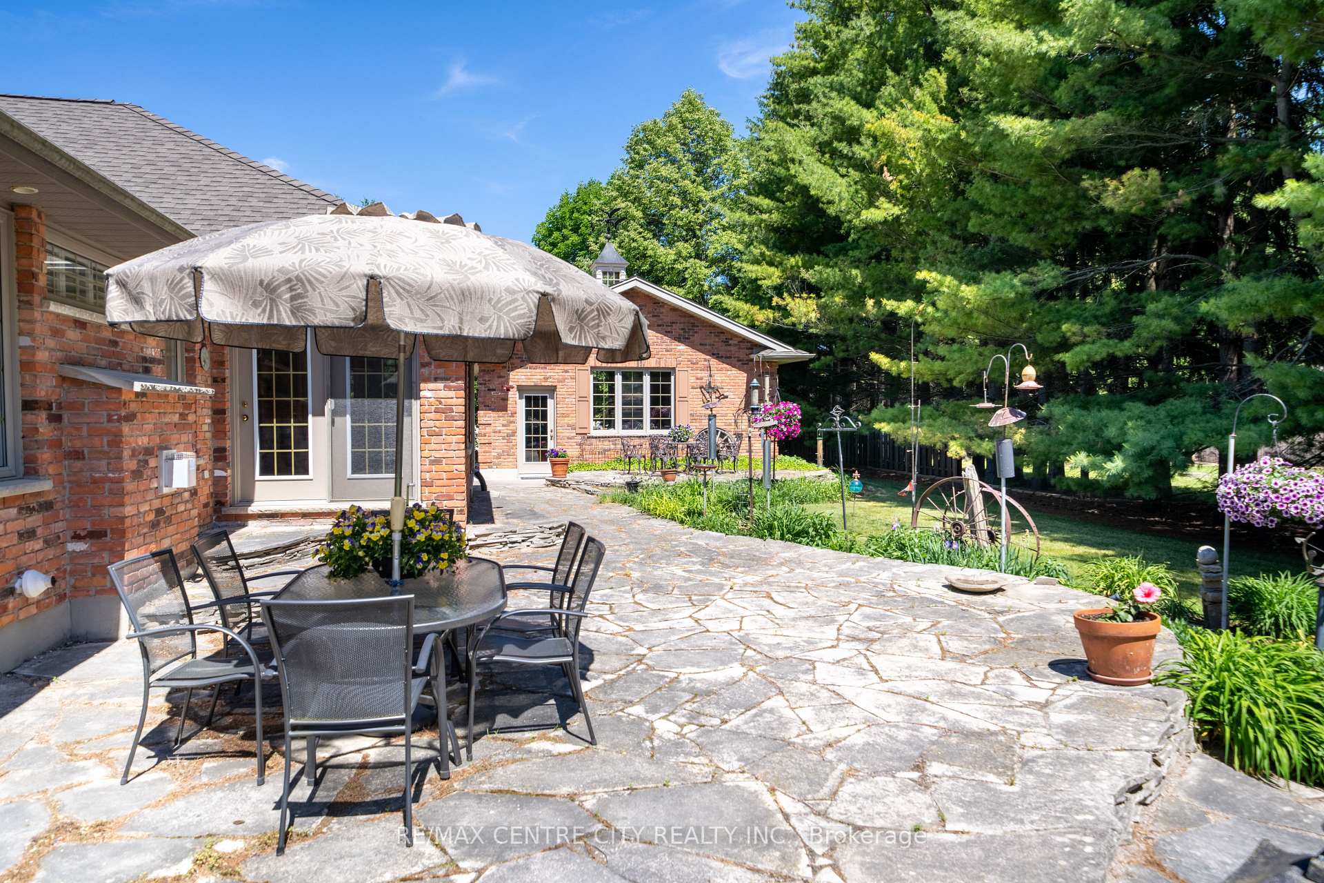 Photo 40 of 61 Aberdeen Drive, Middlesex Centre, Coldstream — HOMEH