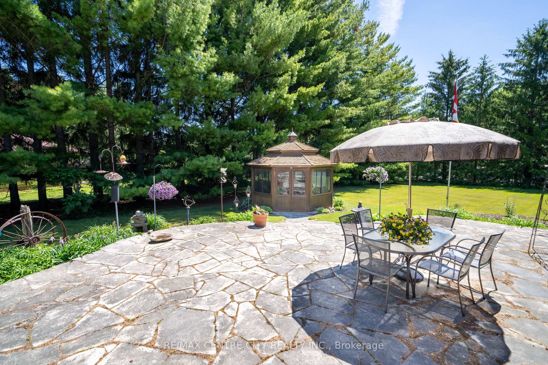 Photo 41 of 61 Aberdeen Drive, Middlesex Centre, Coldstream — HOMEH