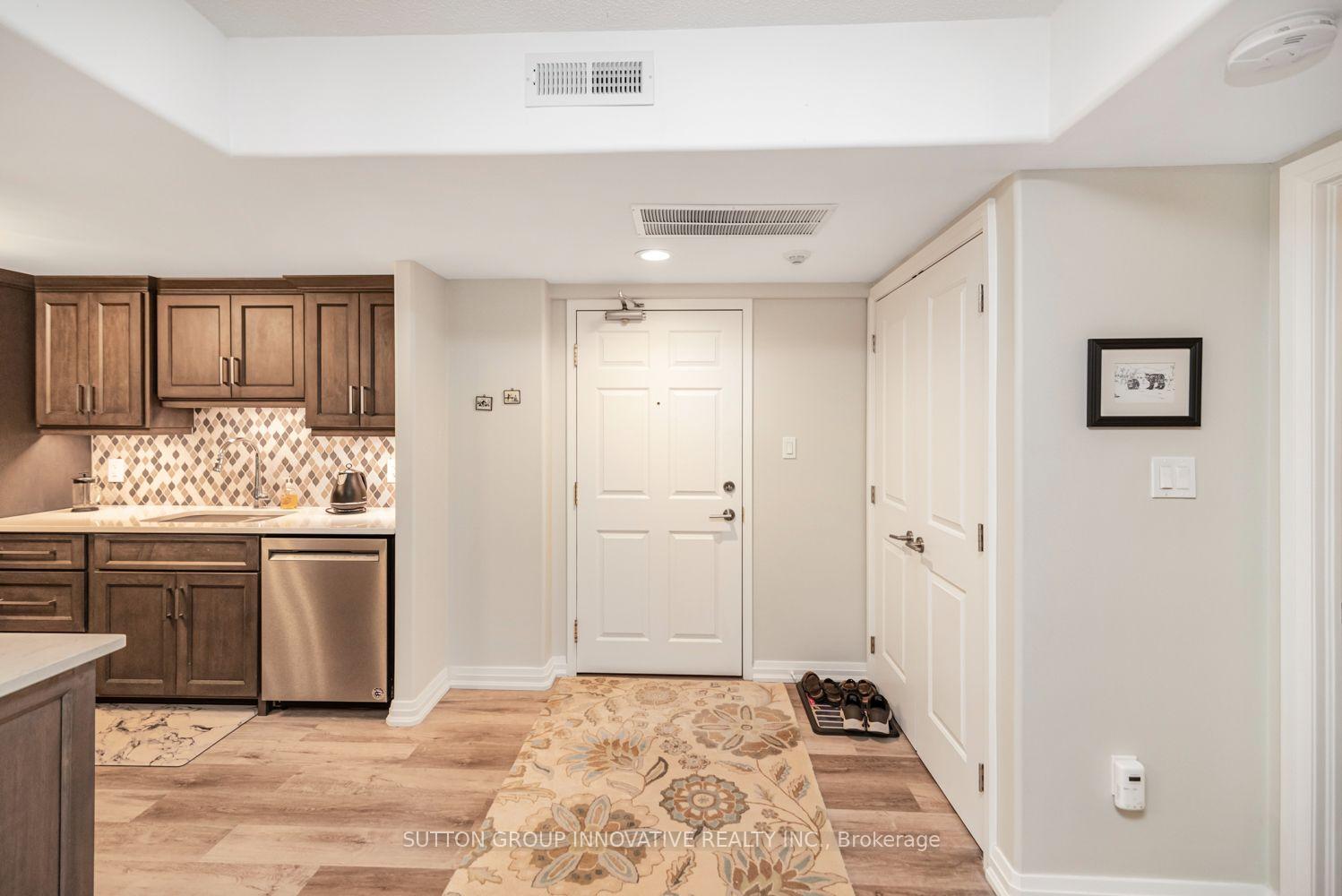 Photo 4 of Unit 303, 908 Mohawk Road E, Hamilton, Lisgar — HOMEH