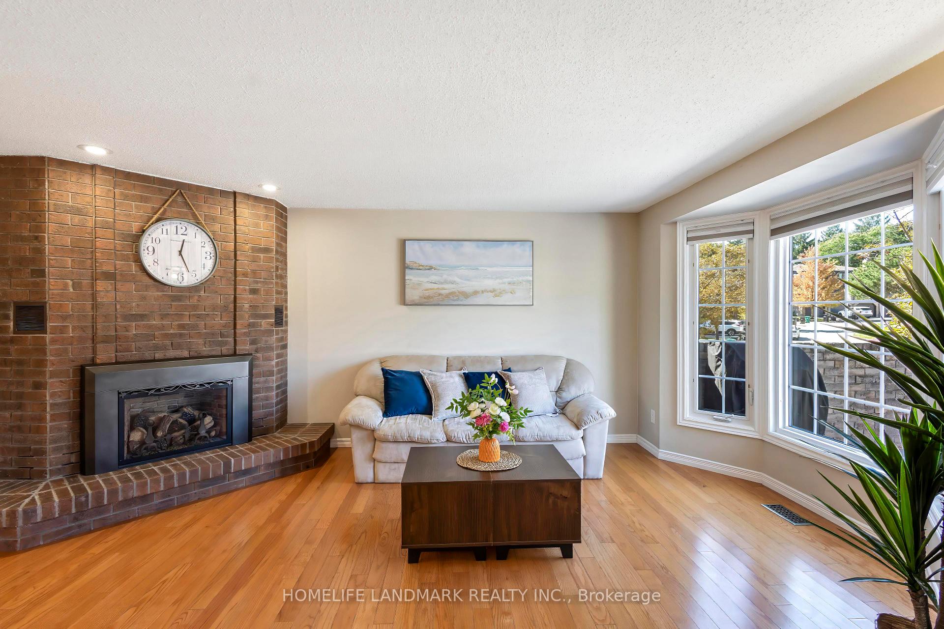 Photo 9 of Unit 4, 475 Beechwood Drive, Waterloo, Beechwood West — HOMEH