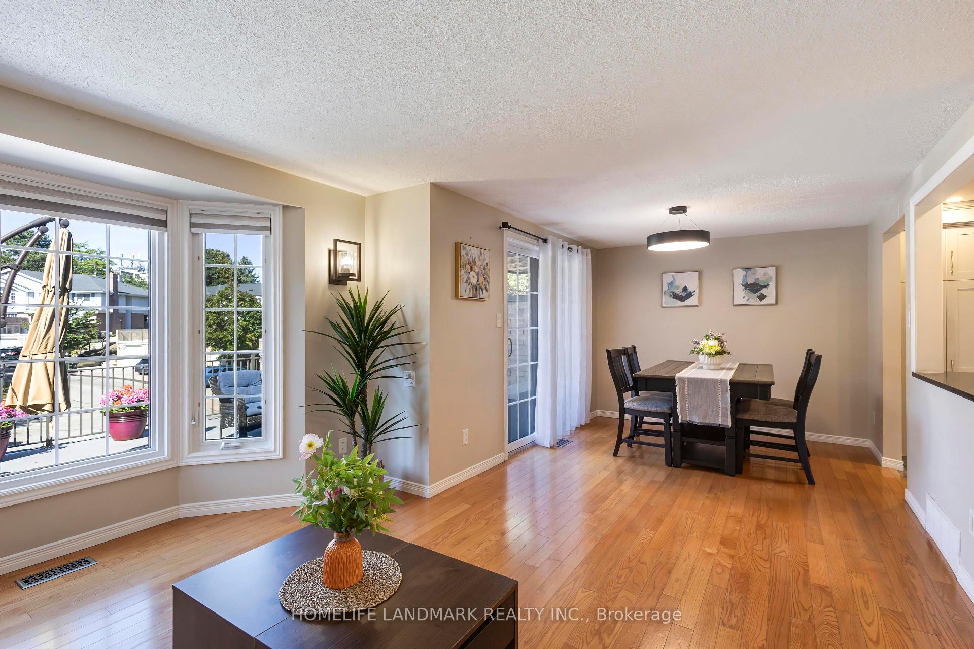 Photo 16 of Unit 4, 475 Beechwood Drive, Waterloo, Beechwood West — HOMEH
