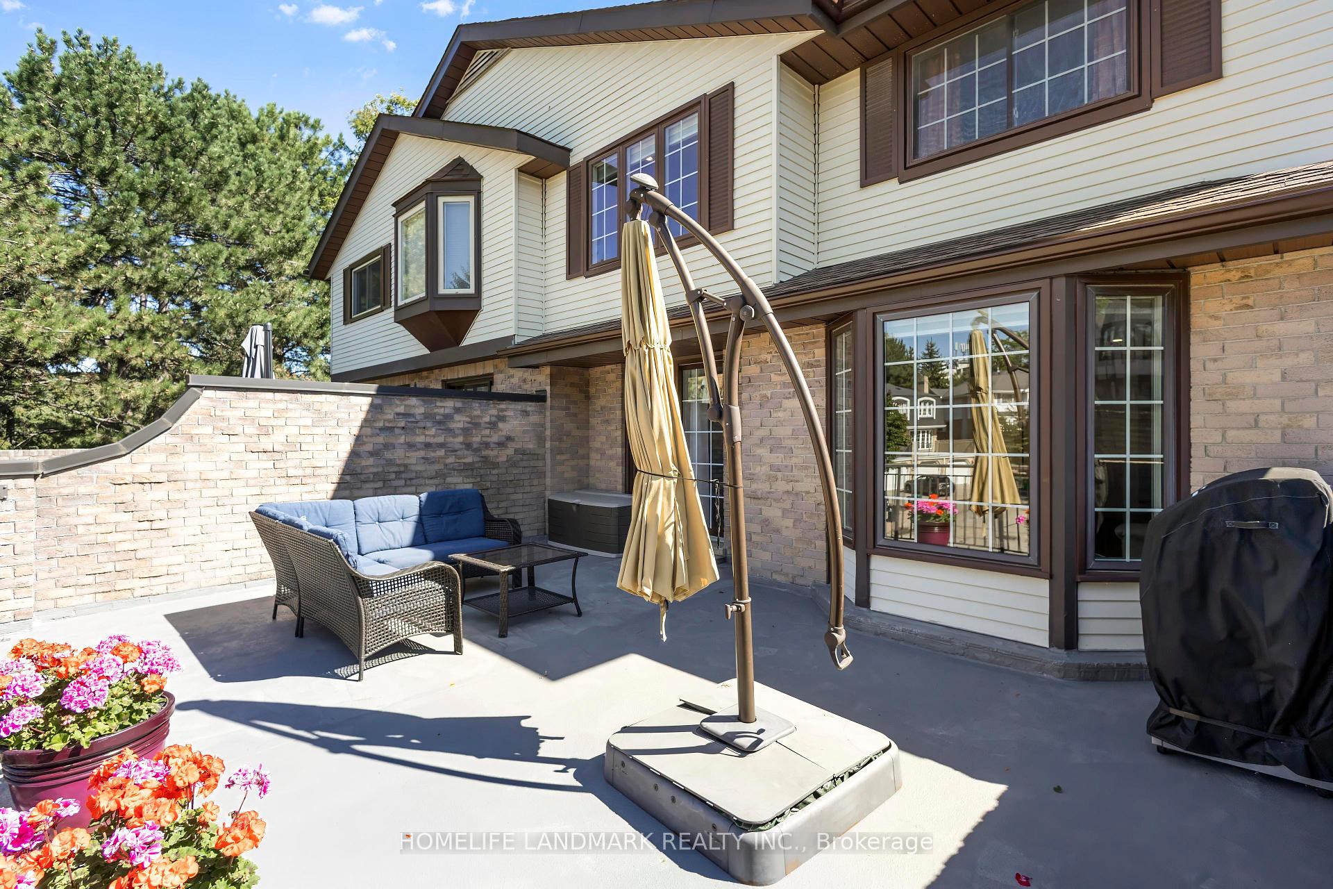 Photo 18 of Unit 4, 475 Beechwood Drive, Waterloo, Beechwood West — HOMEH