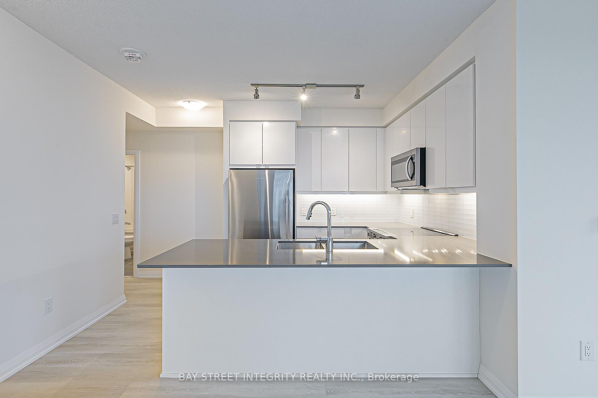 Photo 7 of Unit 710, 3260 Sheppard Avenue E, Scarborough, Tam O'Shanter-Sullivan — HOMEH