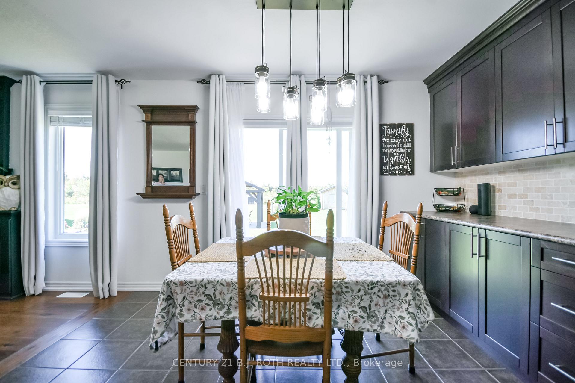 Photo 15 of 20 Keyzer Drive, Oro-Medonte, Warminster — HOMEH