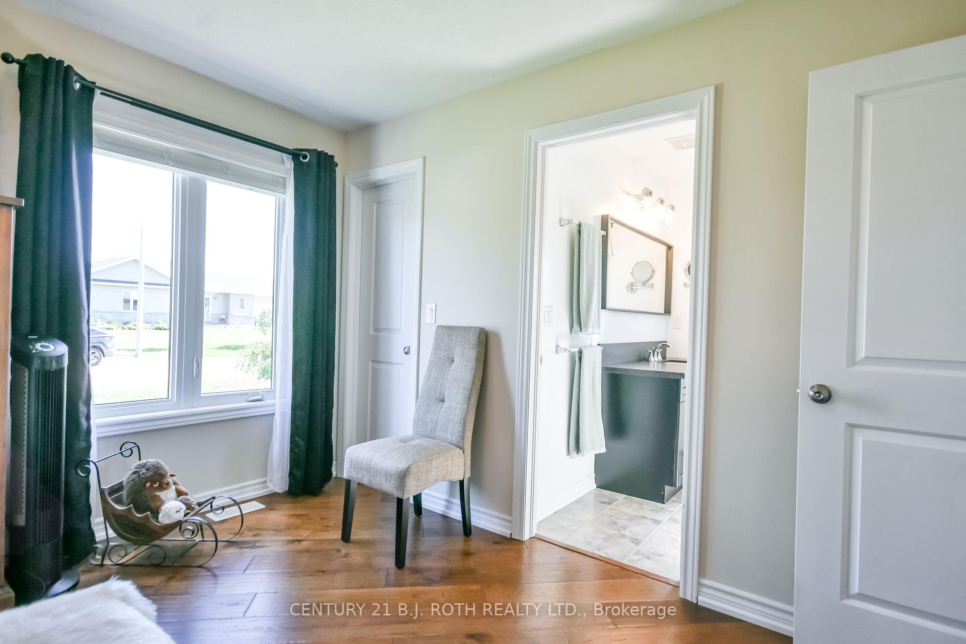 Photo 19 of 20 Keyzer Drive, Oro-Medonte, Warminster — HOMEH