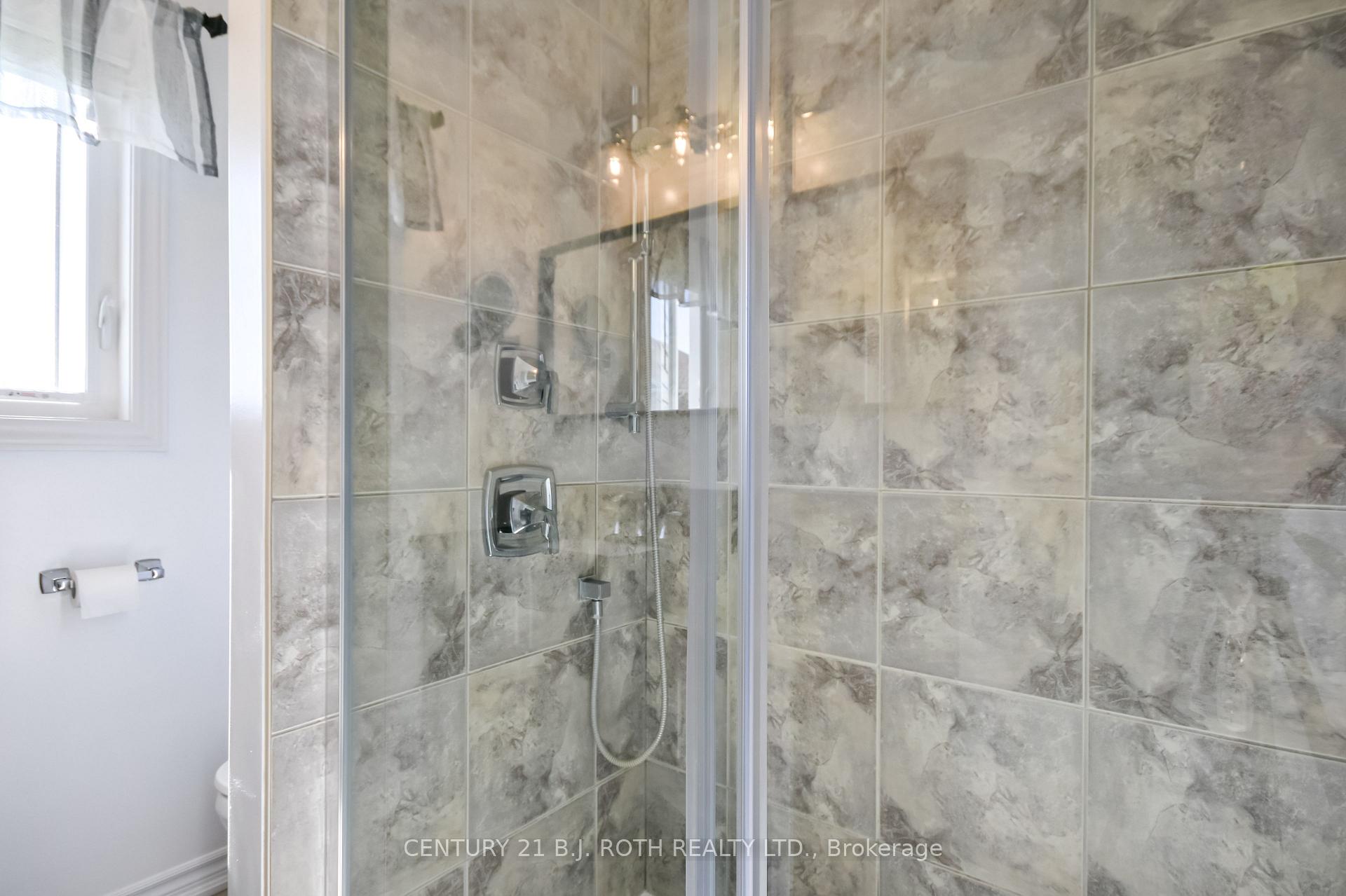 Photo 21 of 20 Keyzer Drive, Oro-Medonte, Warminster — HOMEH
