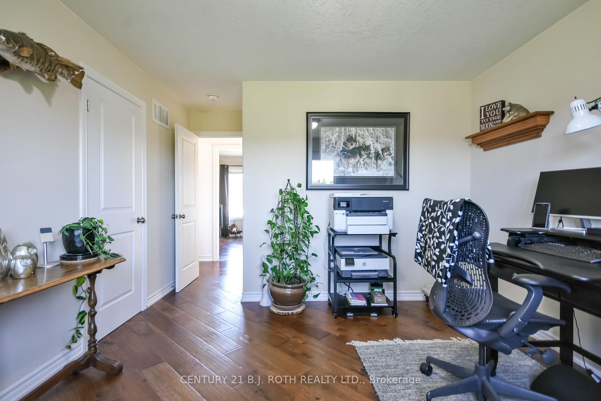 Photo 23 of 20 Keyzer Drive, Oro-Medonte, Warminster — HOMEH
