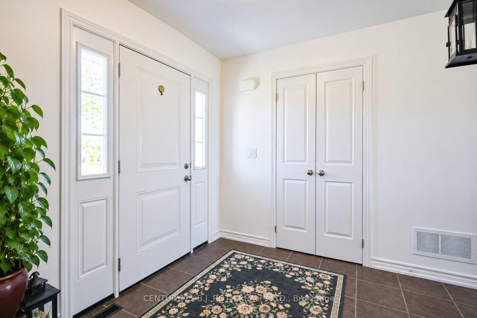 Photo 11 of 20 Keyzer Drive, Oro-Medonte, Warminster — HOMEH