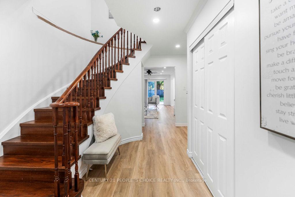 Photo 5 of 4053 Trapper Crescent, Mississauga, Erin Mills — HOMEH