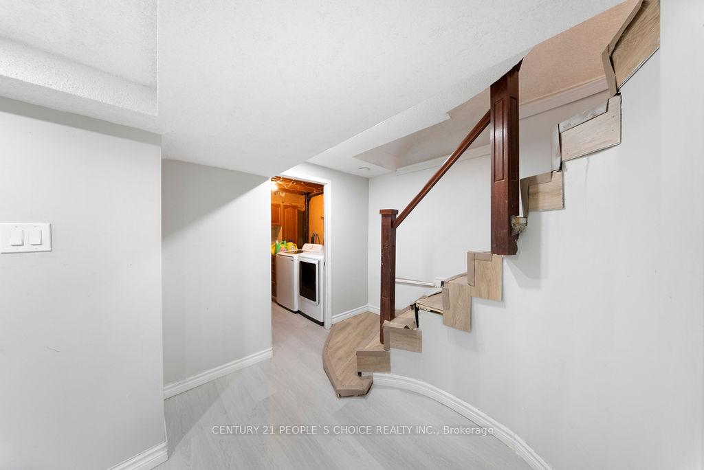Photo 34 of 4053 Trapper Crescent, Mississauga, Erin Mills — HOMEH