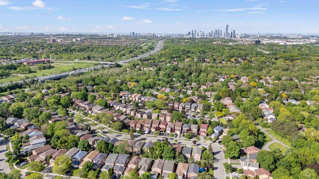 Photo 45 of 4053 Trapper Crescent, Mississauga, Erin Mills — HOMEH