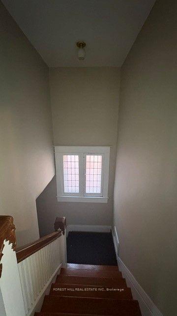 Photo 11 of Unit Upper, 370 Spadina Road, Toronto, Forest Hill South — HOMEH