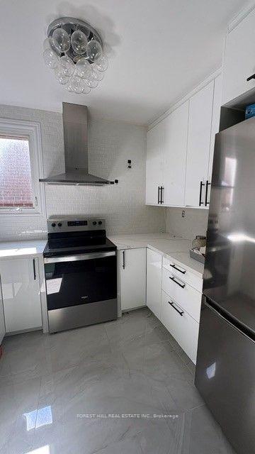 Photo 14 of Unit Upper, 370 Spadina Road, Toronto, Forest Hill South — HOMEH