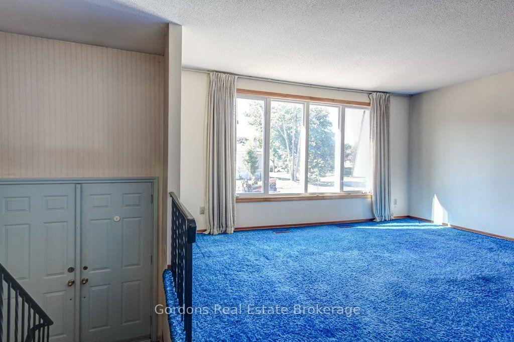 Photo 14 of 772 Greg Drive, Burlington, Shoreacres — HOMEH