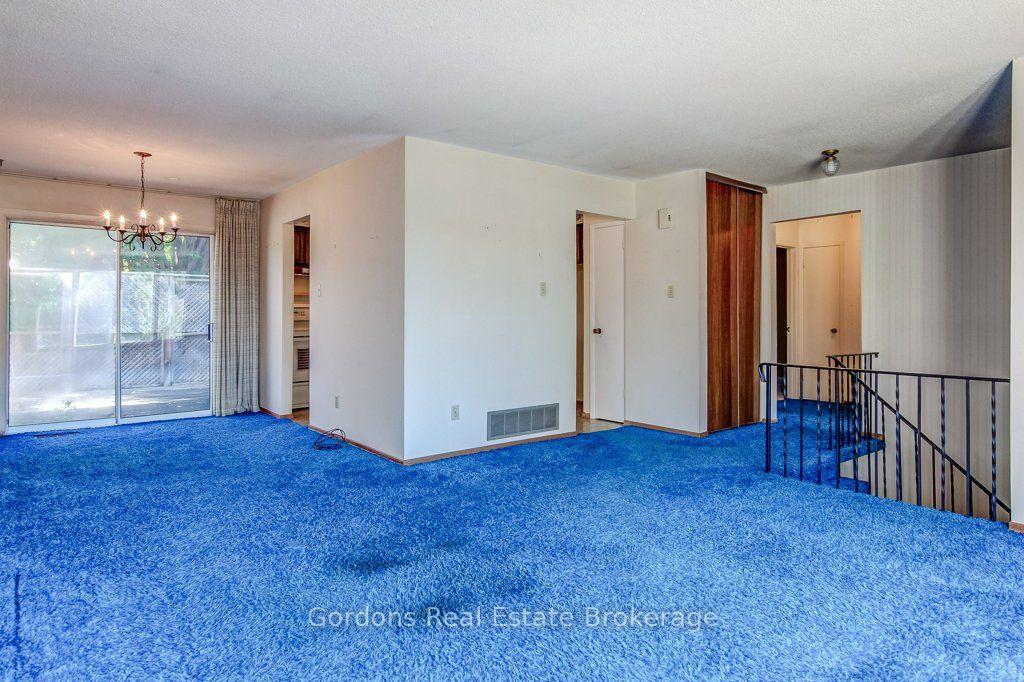 Photo 18 of 772 Greg Drive, Burlington, Shoreacres — HOMEH