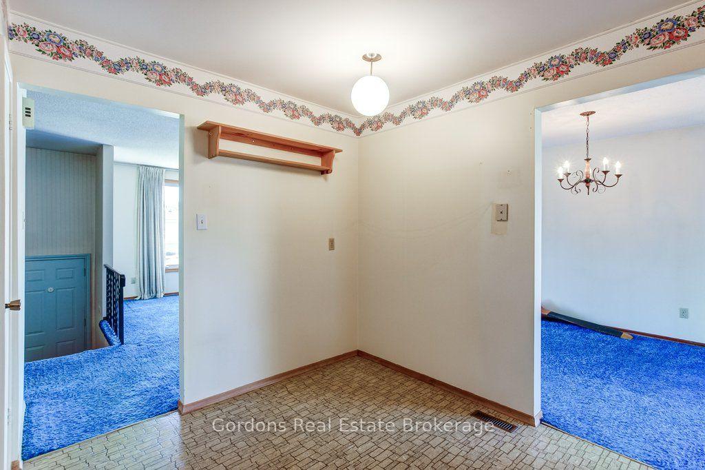 Photo 25 of 772 Greg Drive, Burlington, Shoreacres — HOMEH
