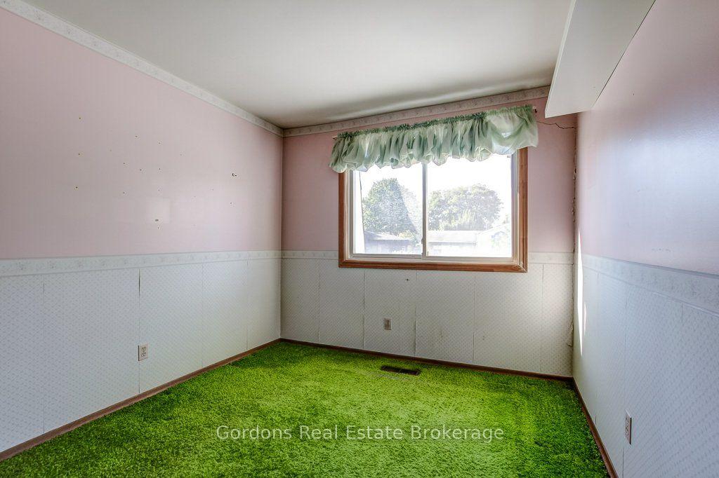 Photo 29 of 772 Greg Drive, Burlington, Shoreacres — HOMEH